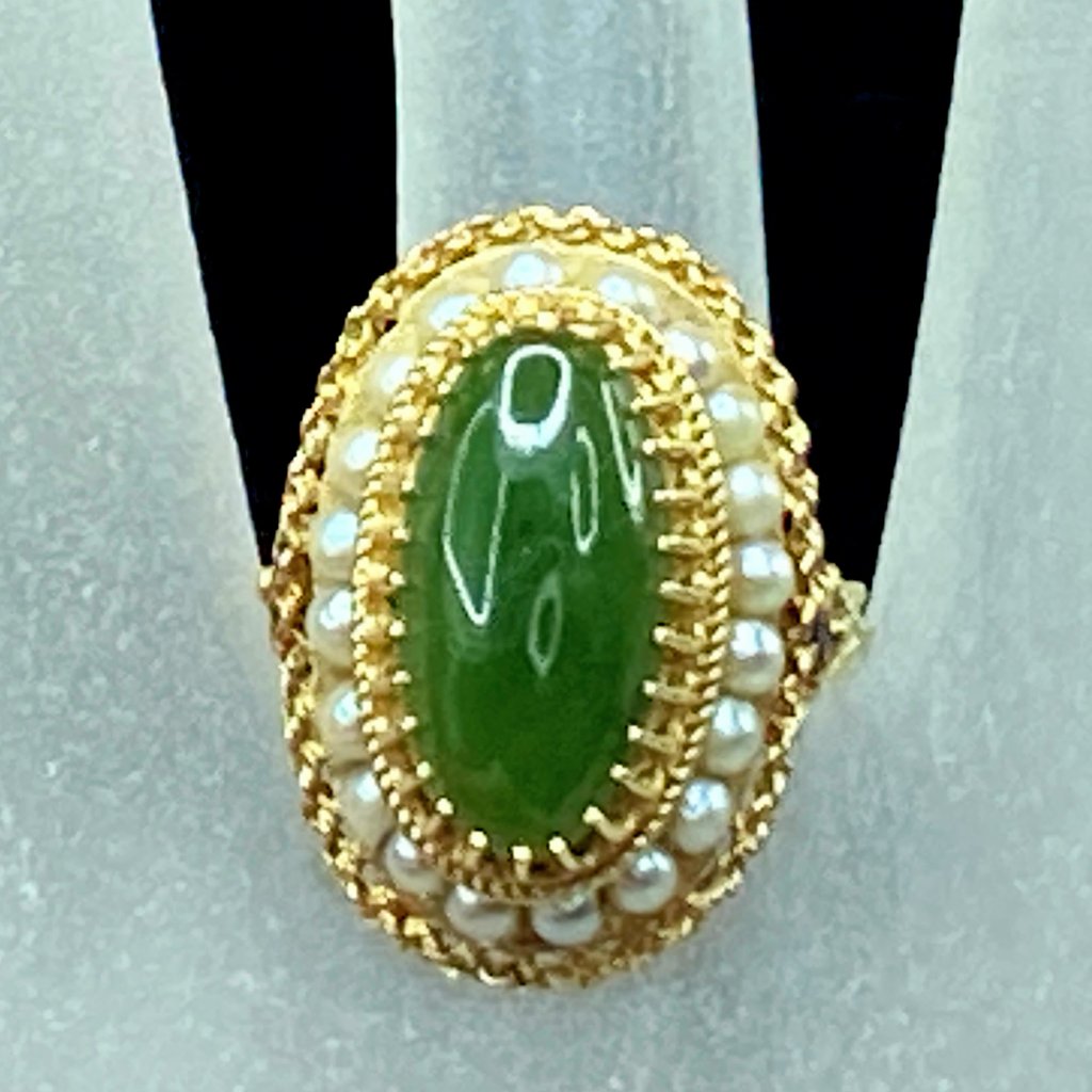 14k Yellow Gold Oval Jade Cabochon Seed Pearl Ring 9.0g S8.75
